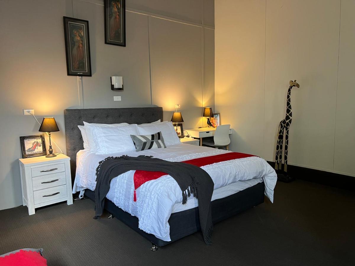 Longhorn Ranch Apartments Orbost Eksteriør bilde