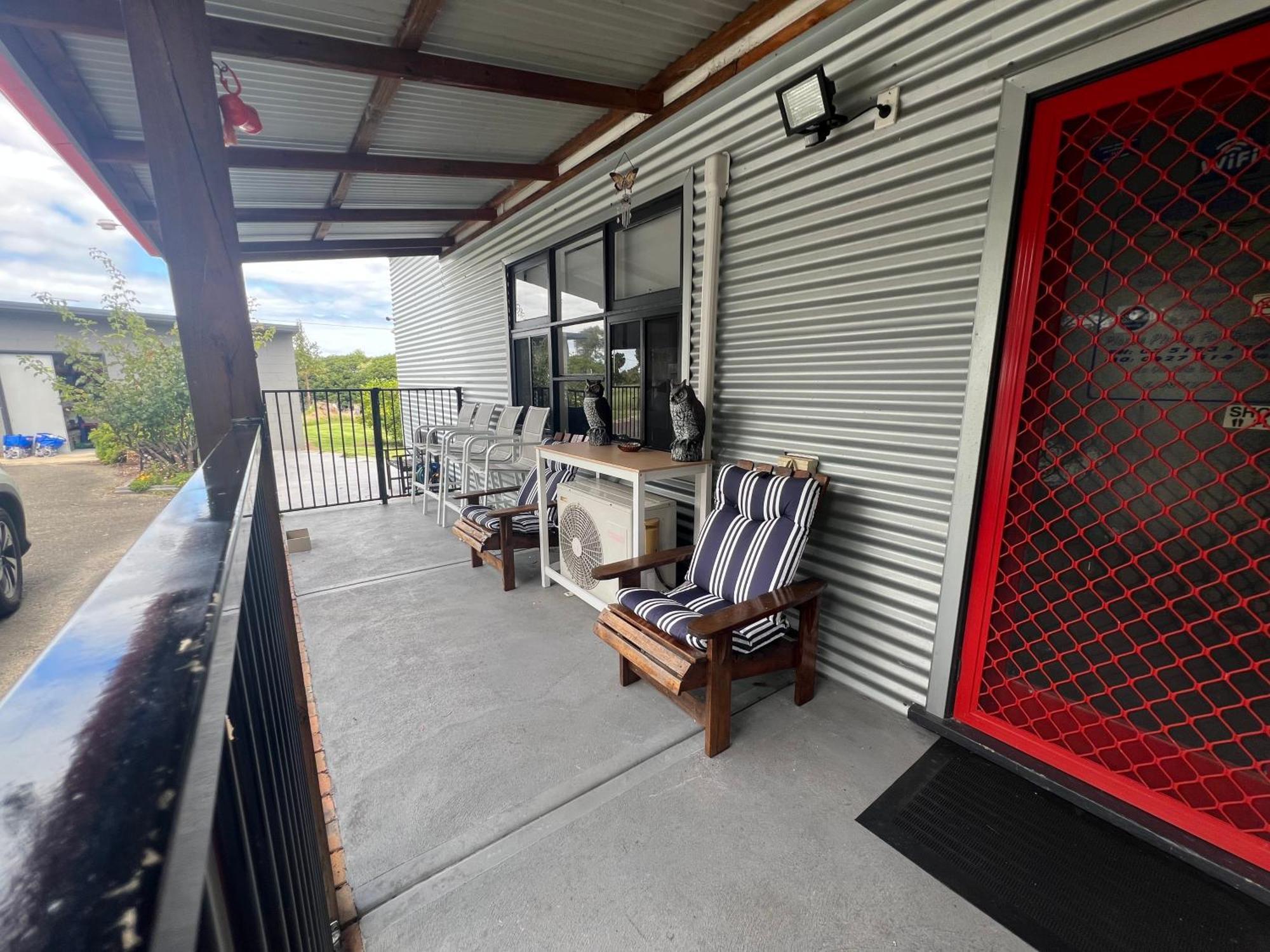 Longhorn Ranch Apartments Orbost Eksteriør bilde